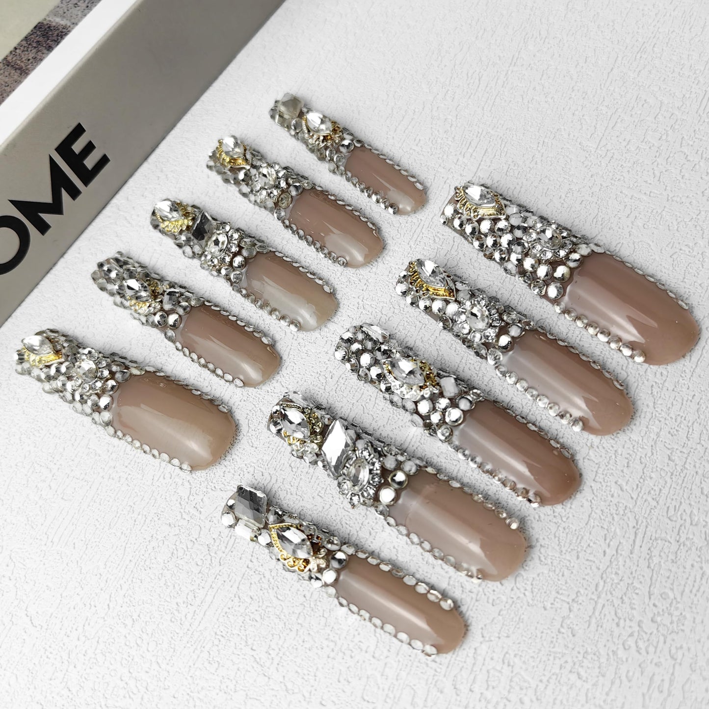 Nouveaux faux ongles en PMMA acrylique StunningBling Nails,