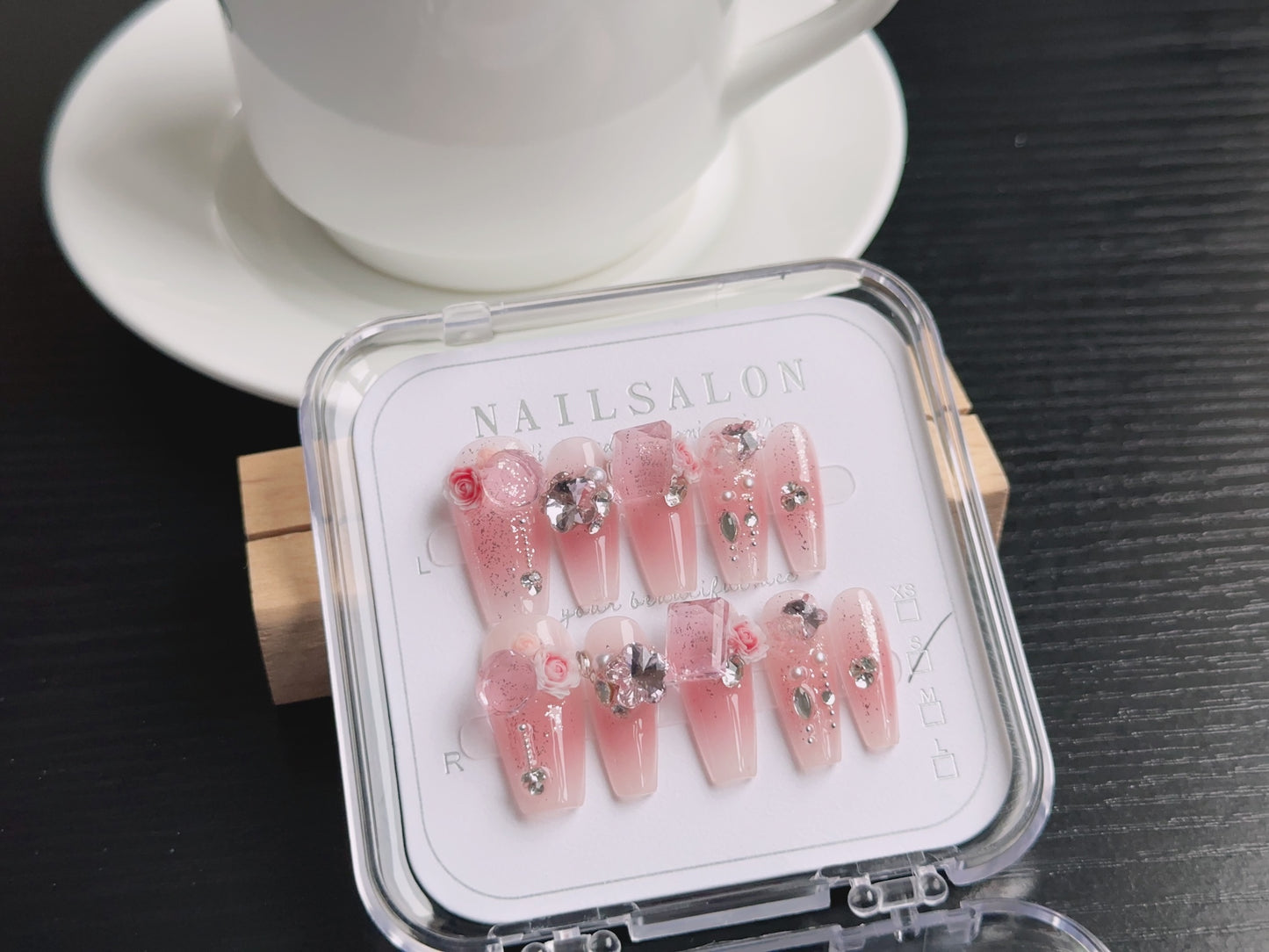 Press On Nails Handmade Reusable Fake Nails Set for Women Salon Style Nail Art Kit