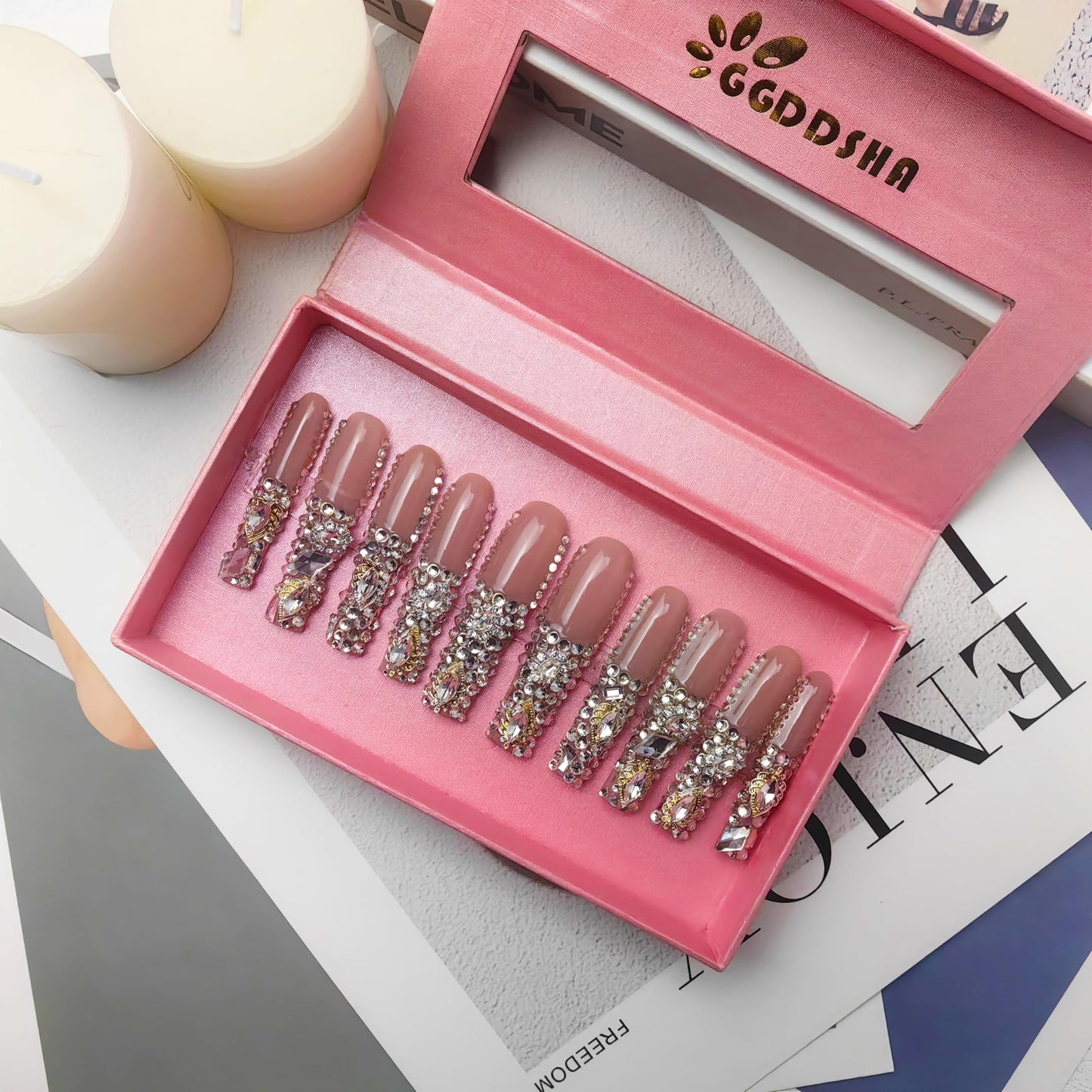 Nouveaux faux ongles en PMMA acrylique StunningBling Nails,